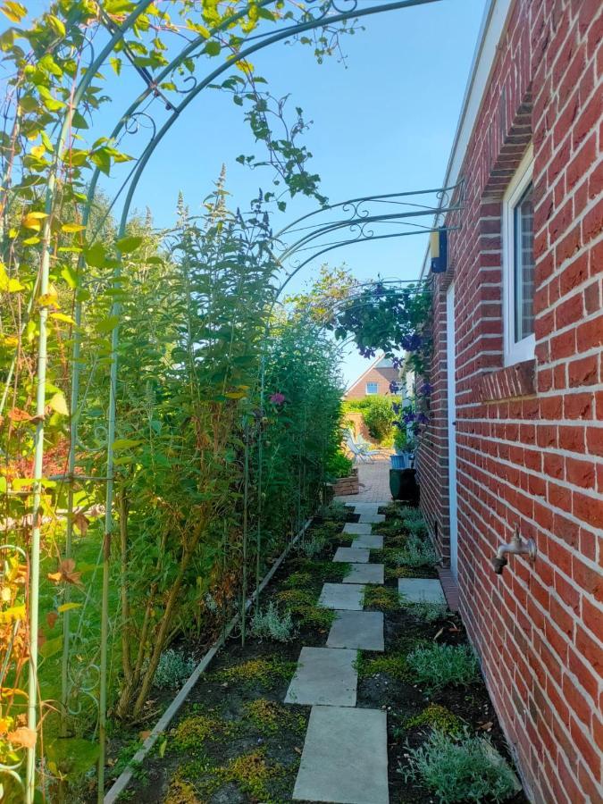 Luana'S White Cottage Surwold Bagian luar foto